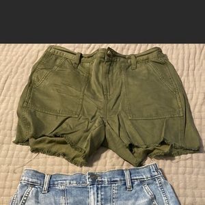 Army green Aerie shorts size small